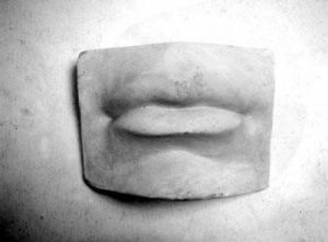 Гипсовая модель "Губы человека"